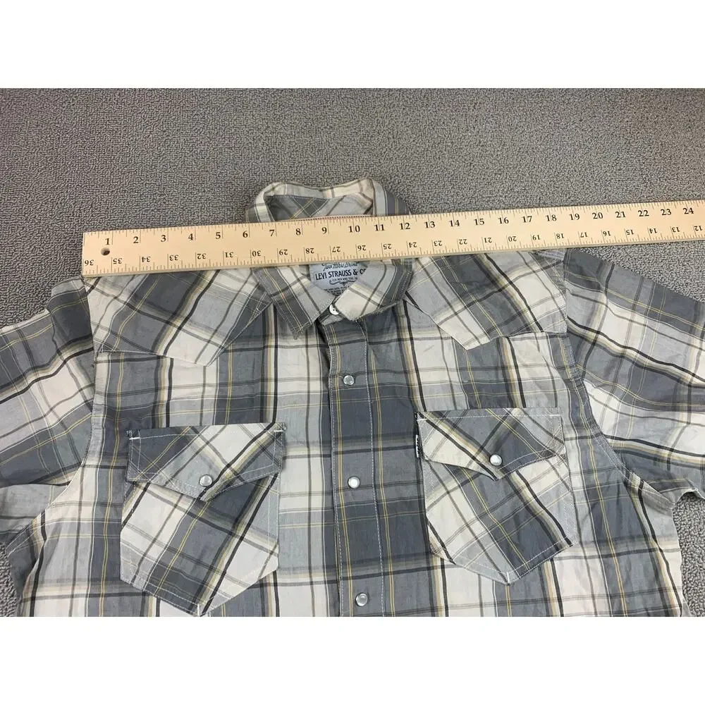 Levi’s Western Snap Shirt Men's L Gray Plaid‎ Short Sleeve Pearl Snaps